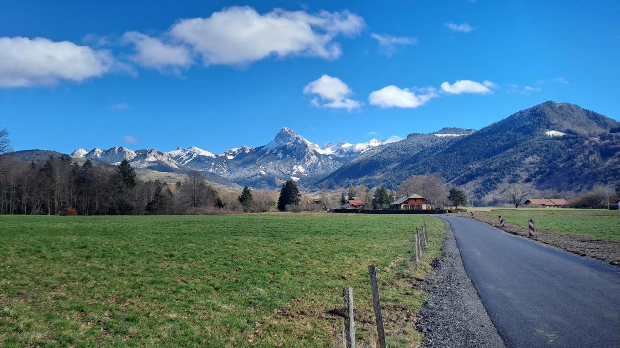 Maison D'Hotes Des Bassins D'Oche Saint-Paul-en-Chablais Esterno foto